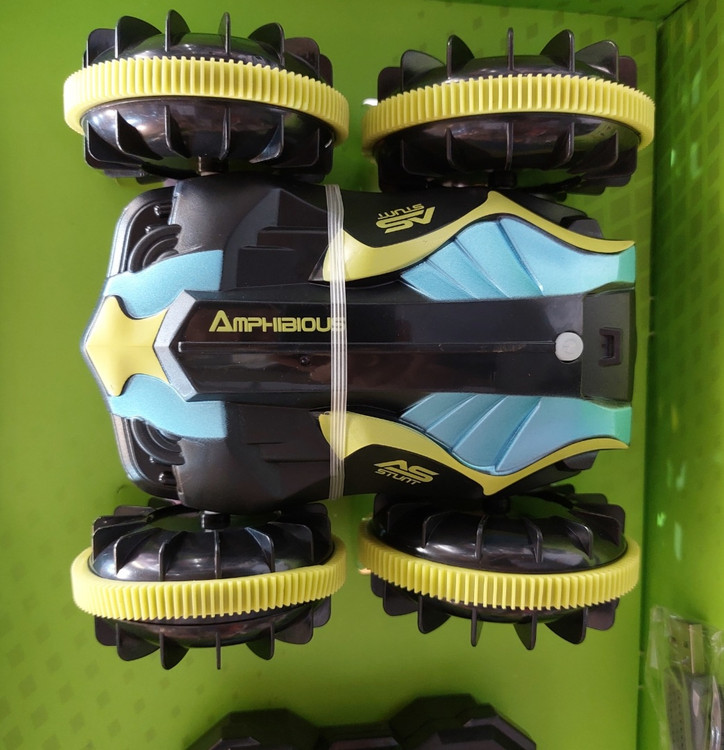 ماشین کنترلی دیوانه