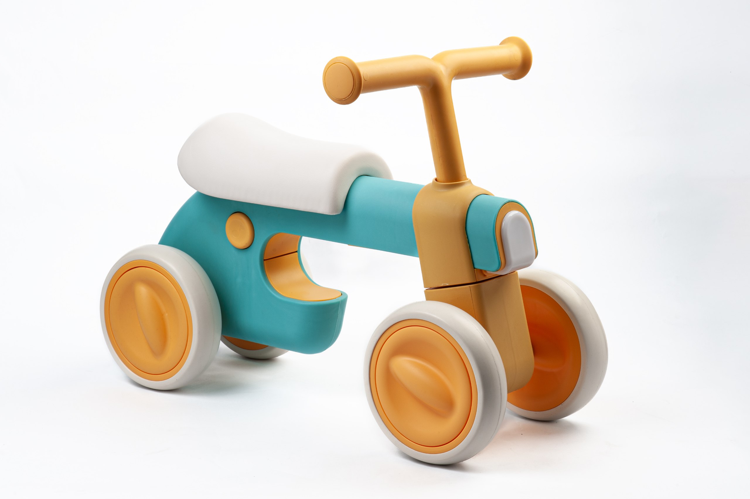 چهارچرخه تعادلی موزیکال